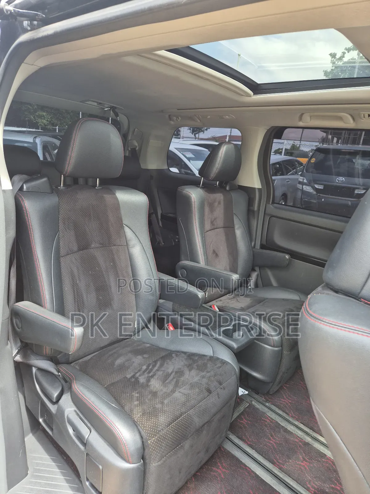 Toyota Vellfire 2014 Black