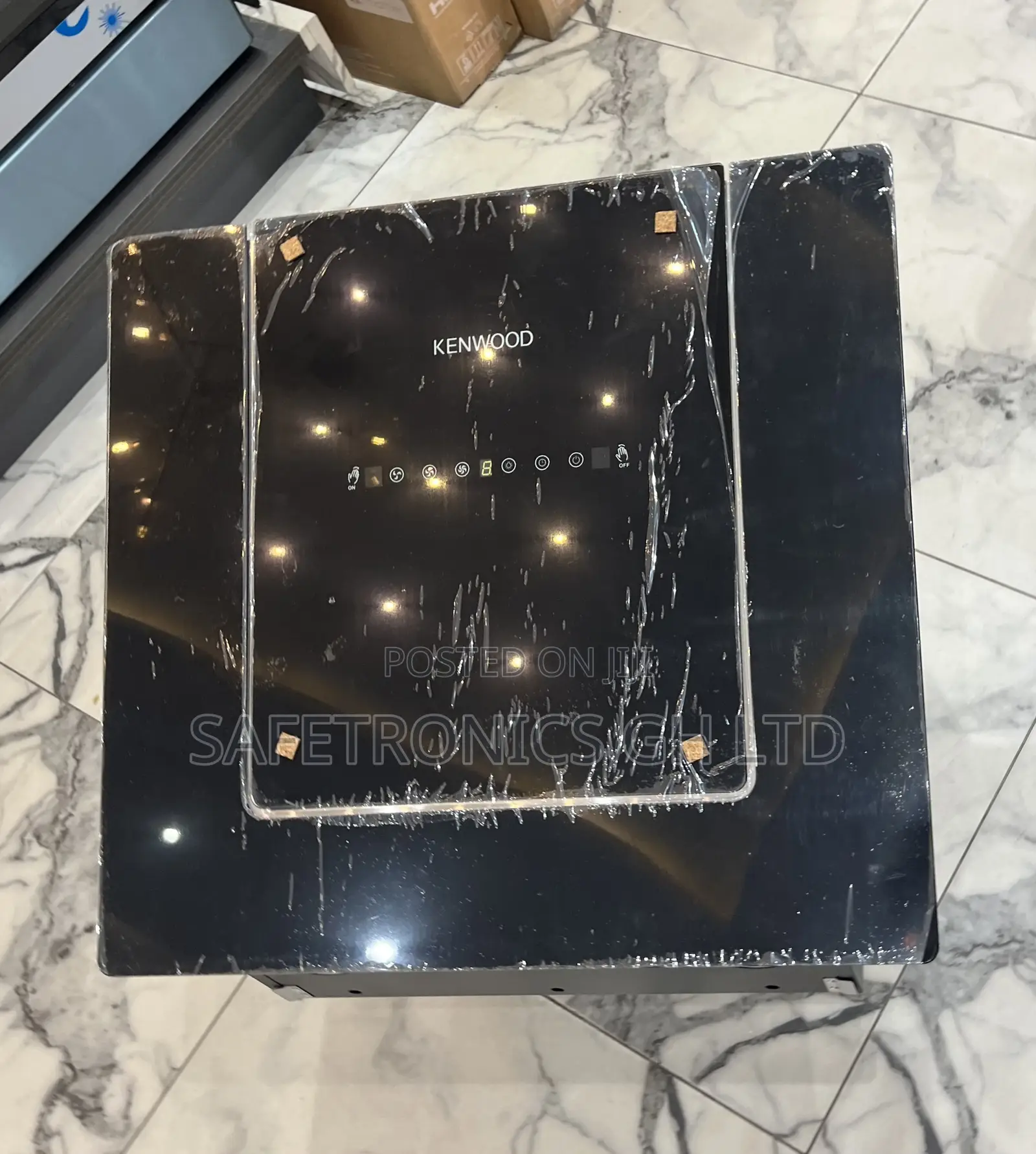 Shop Top Notch 60cm Kenwood Black Inbuilt Heat Extractor