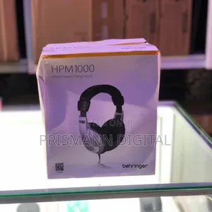 Behringer HPM 1000