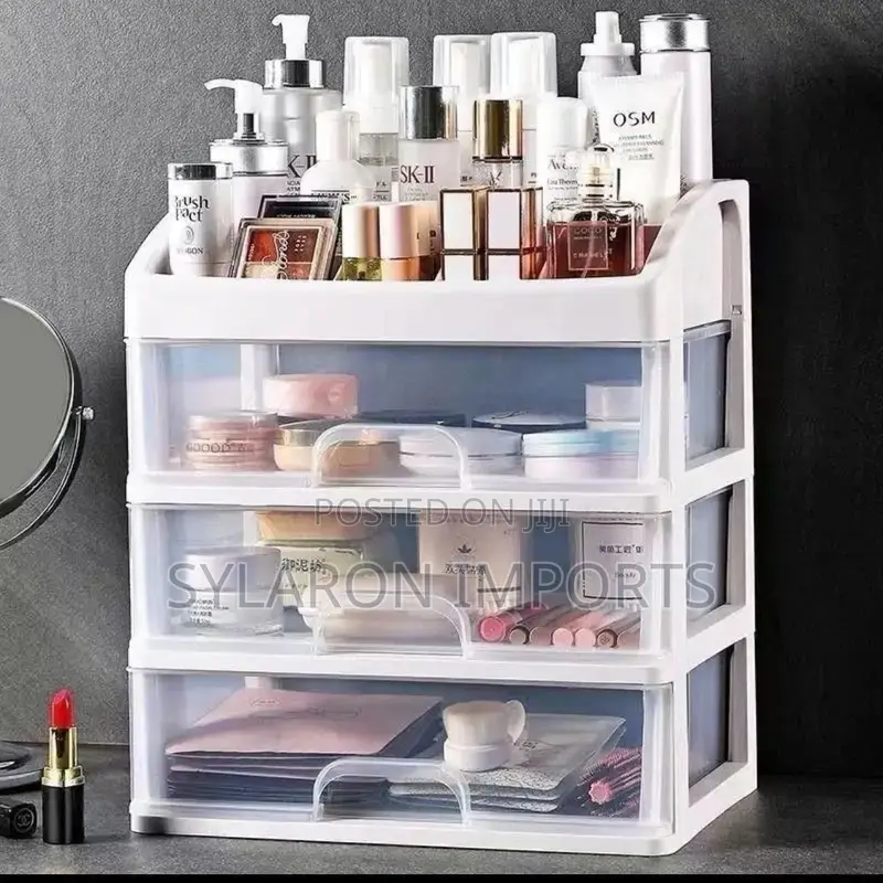 Makeup / Cosmetic Organizer