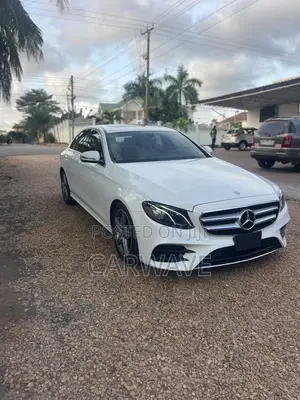 Mercedes-Benz E300 2018 White
