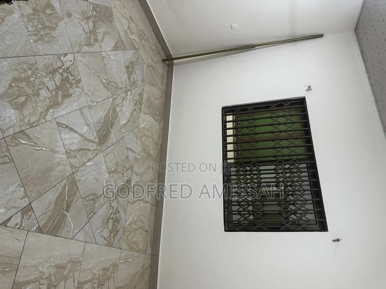 3bdrm Apartment in Lucky Mensah, Post Office Area for rent