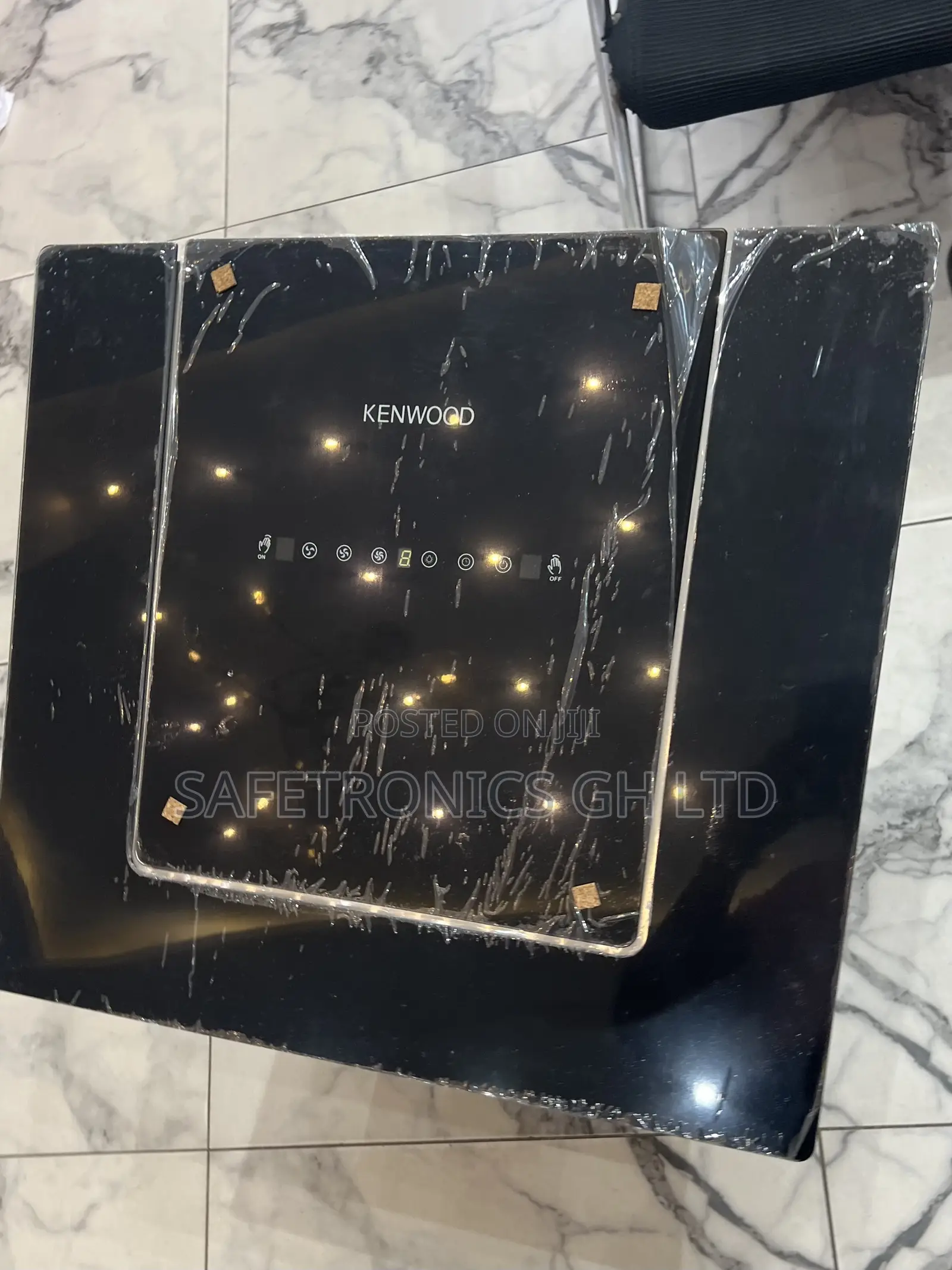Accessive Black Inbuilt 60cm Kenwood Electric Heat Extractor