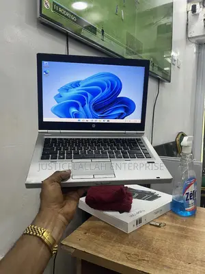 Laptop HP EliteBook 8460P 4GB Intel Core i5 HDD 140GB