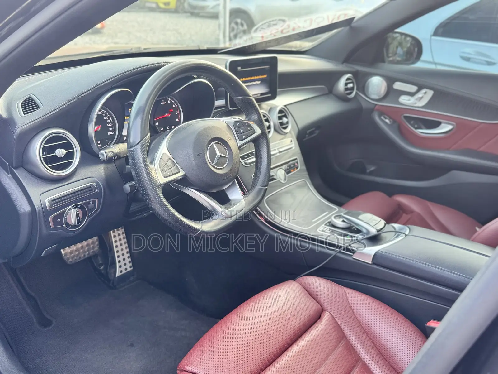Mercedes-Benz C300 Sport 4Matic Sedan AWD (2.0L 4cyll 7A) 2016 Black