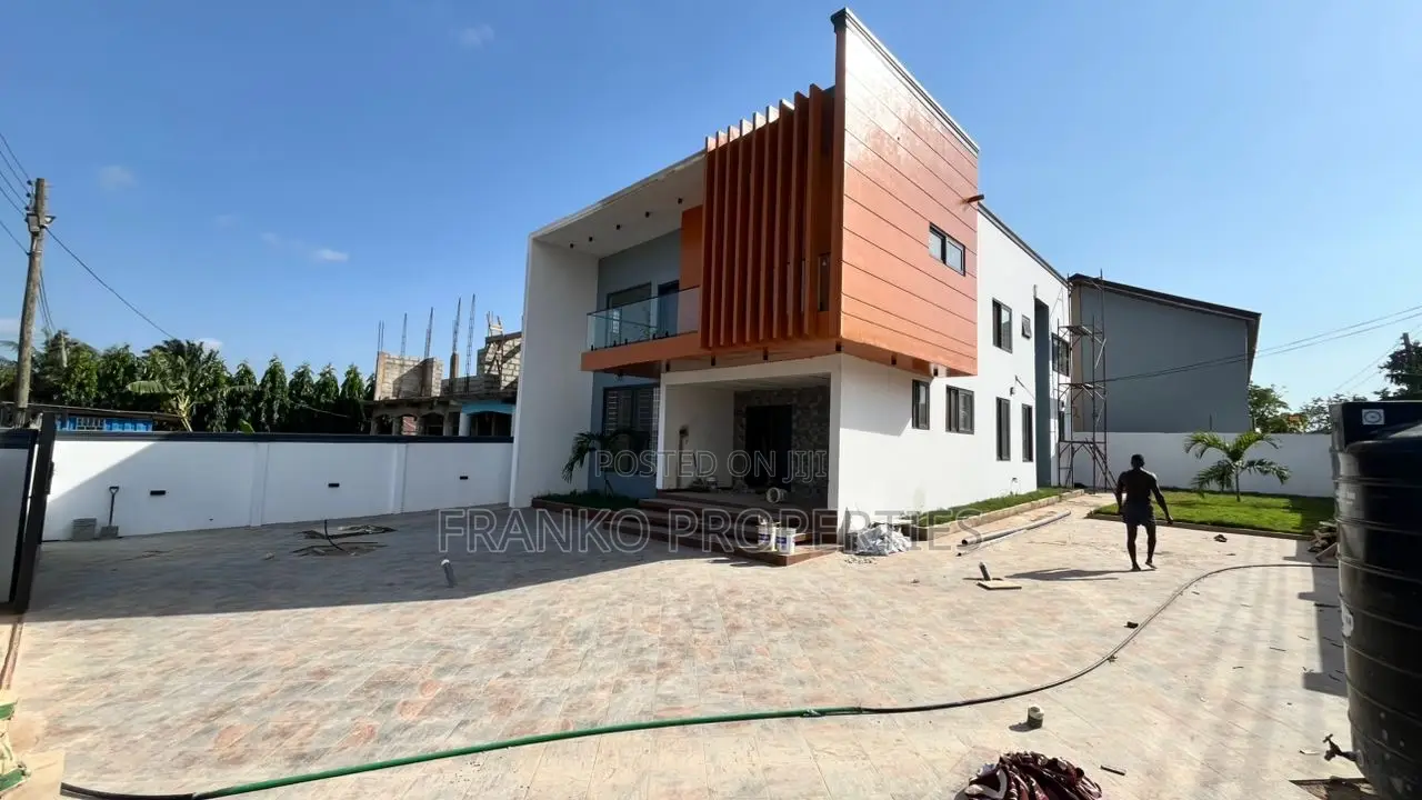 4bdrm House in Franko Properties, Unity Closed for sale