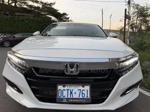 Honda Accord Touring 2018 White