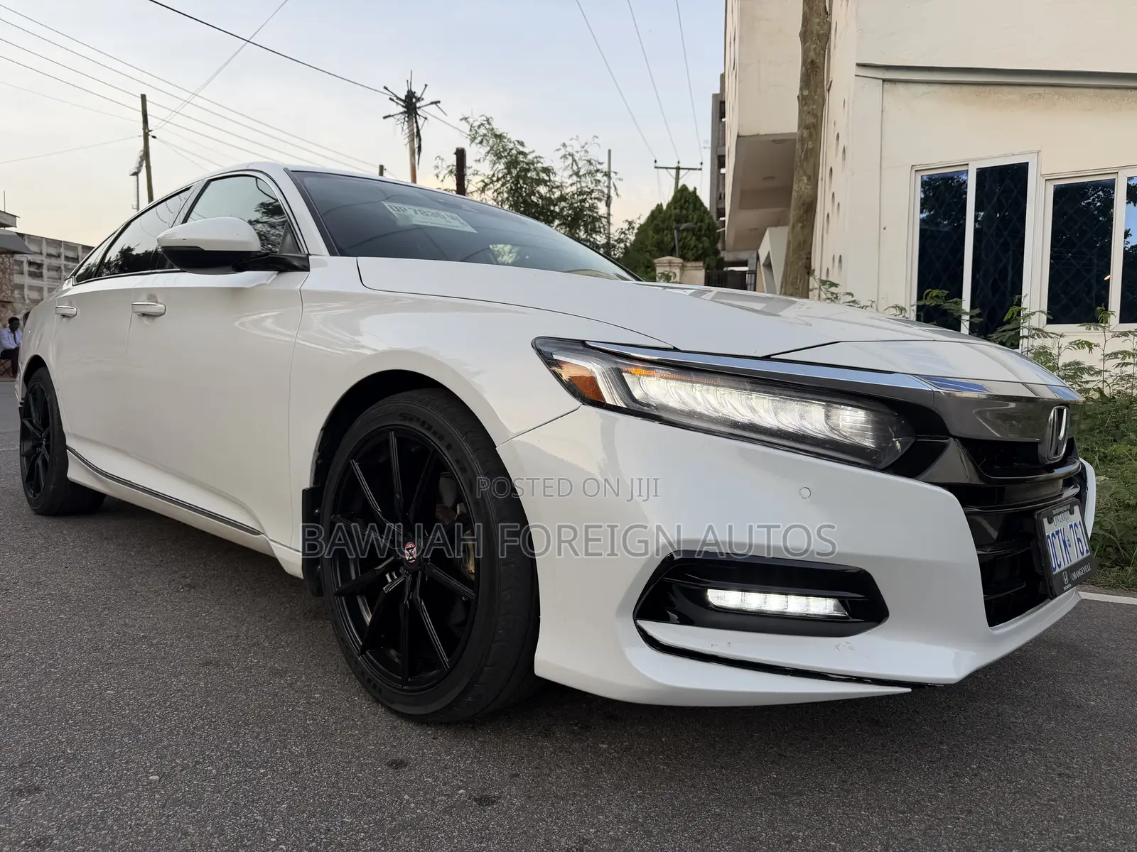 Honda Accord Touring 2018 White