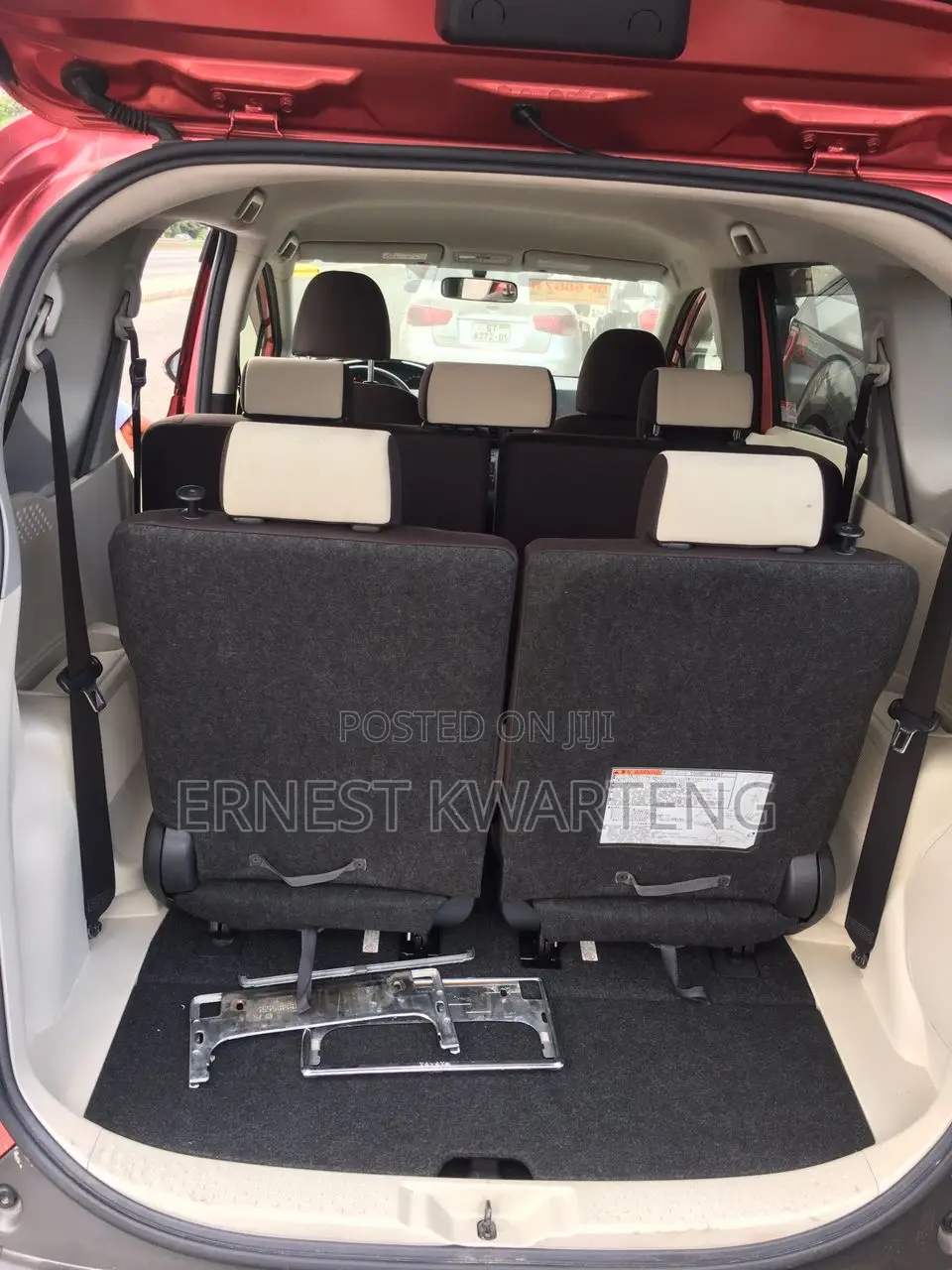 Toyota Sienta 2017 Burgundy