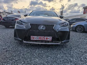 Lexus IS 2018 Black