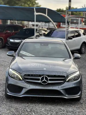 Mercedes-Benz C300 Base 4Matic Sedan AWD (2.0L 4cyl 7A) 2016 Gray