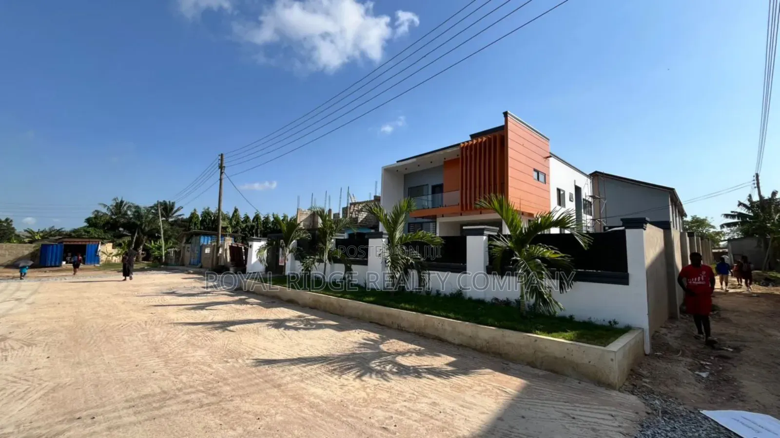 4bdrm Duplex in Tantra Hills, Accra Metropolitan for sale