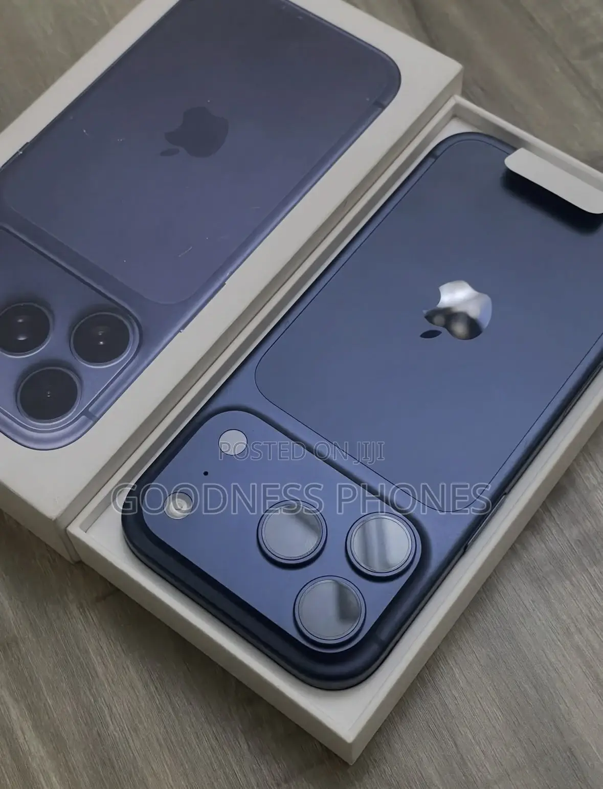 New Apple iPhone 17 Pro Max 256 GB Blue