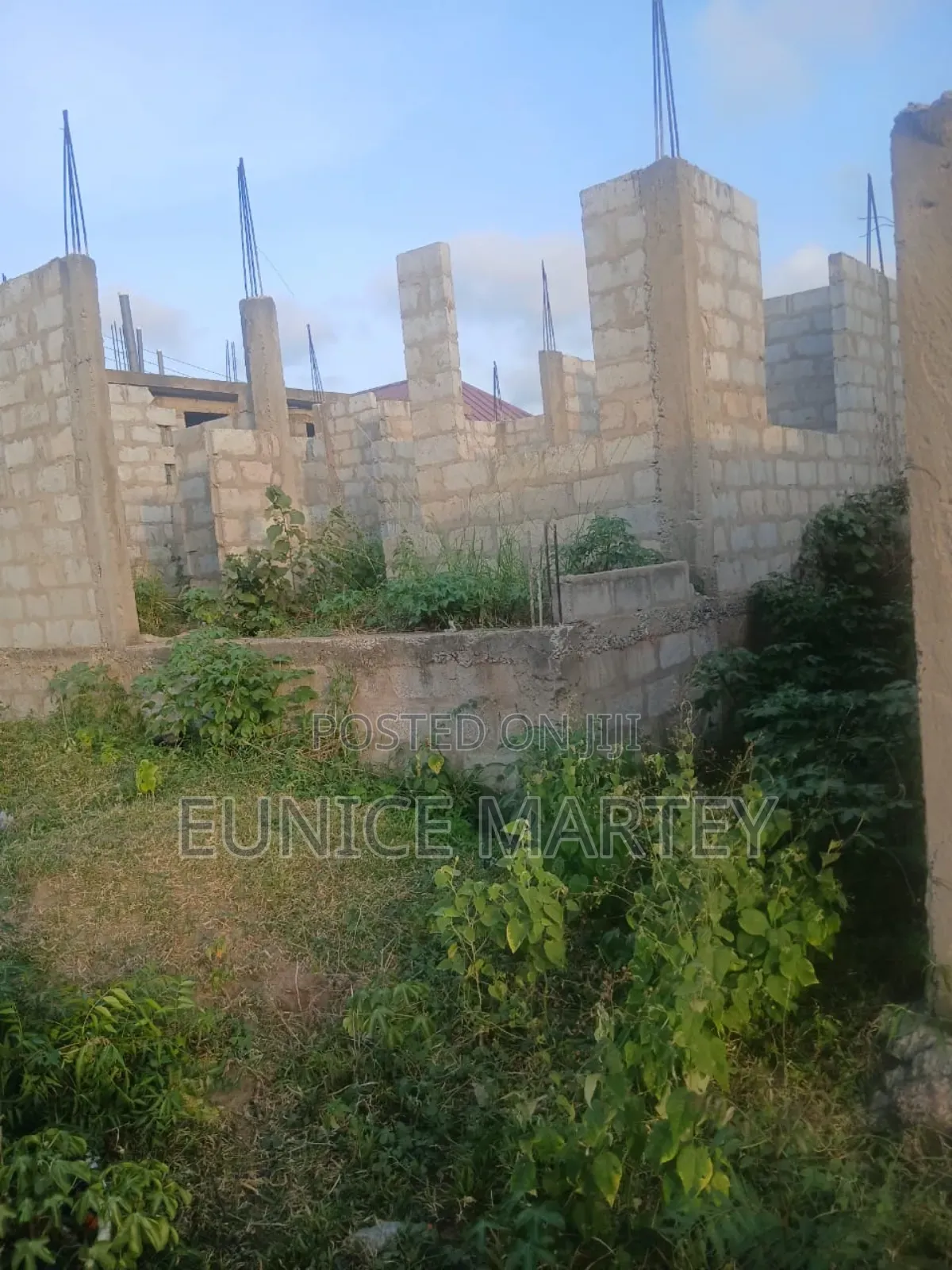 2bdrm Apartment in Famous, Ashaiman Municipal for sale
