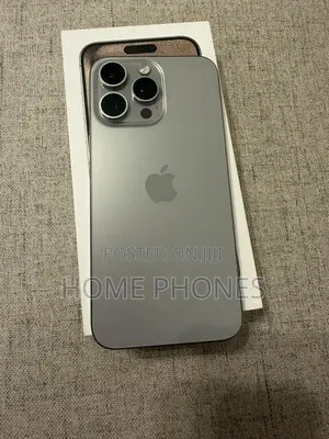 Apple iPhone 15 Pro Max 256 GB Silver