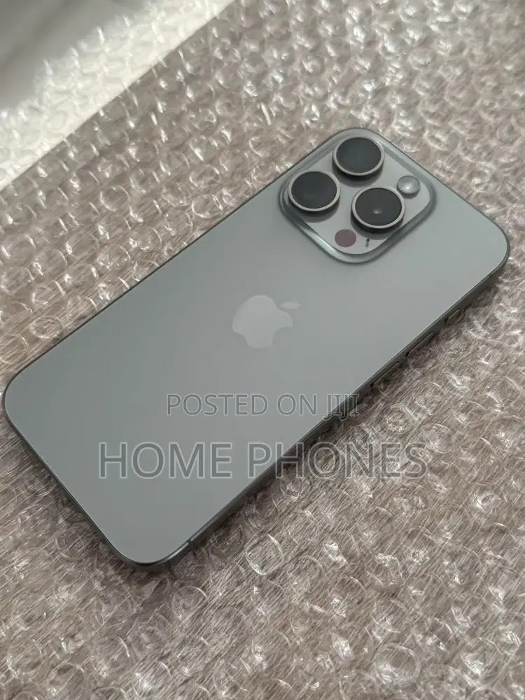 Apple iPhone 15 Pro Max 256 GB Silver