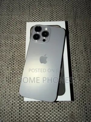 Apple iPhone 15 Pro Max 256 GB Silver