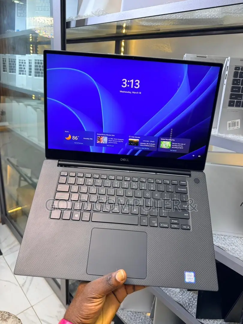 Laptop Dell Precision 15 5540 32GB Intel Core i9 SSD 512GB