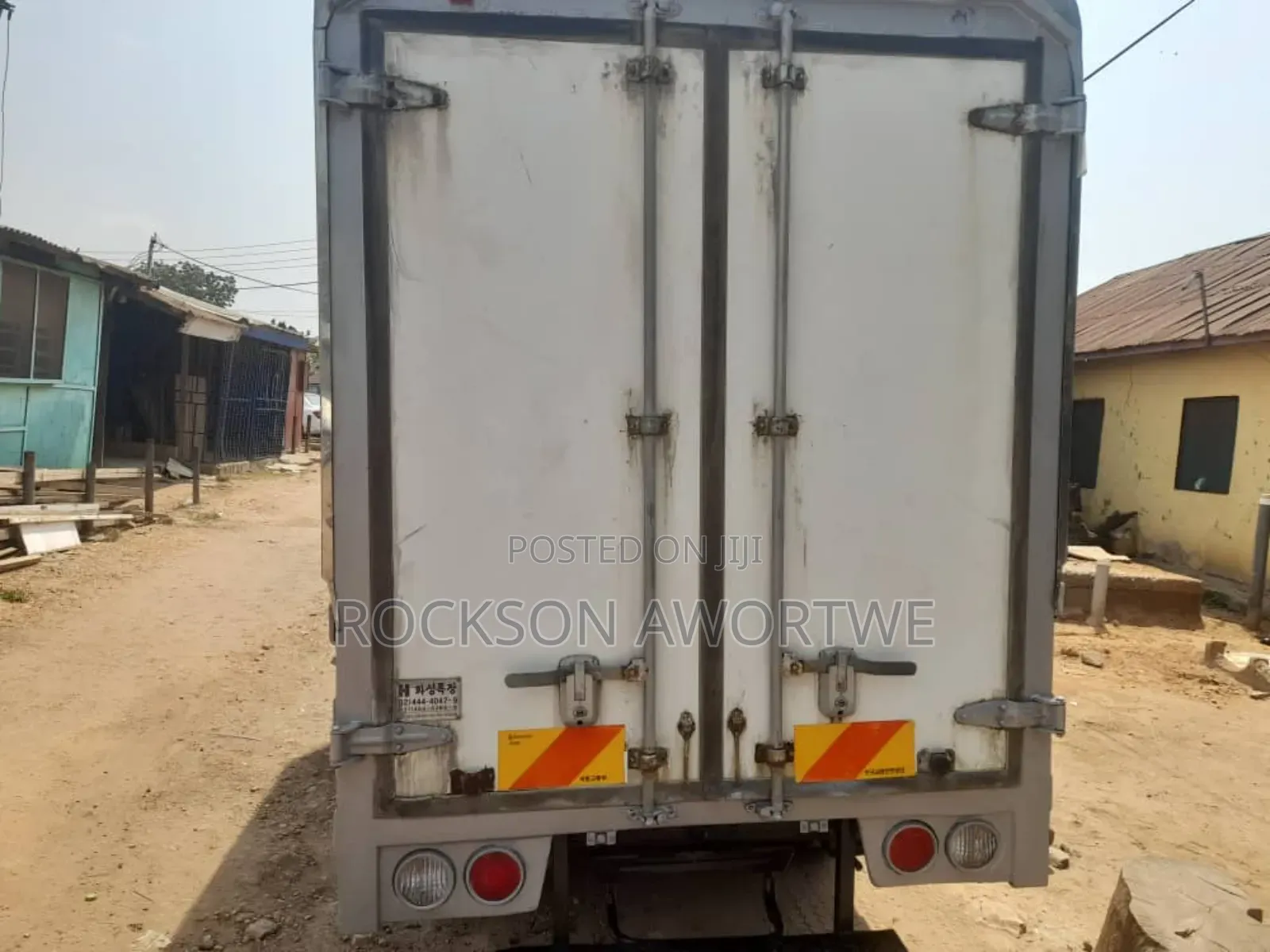 Trucks Trailers