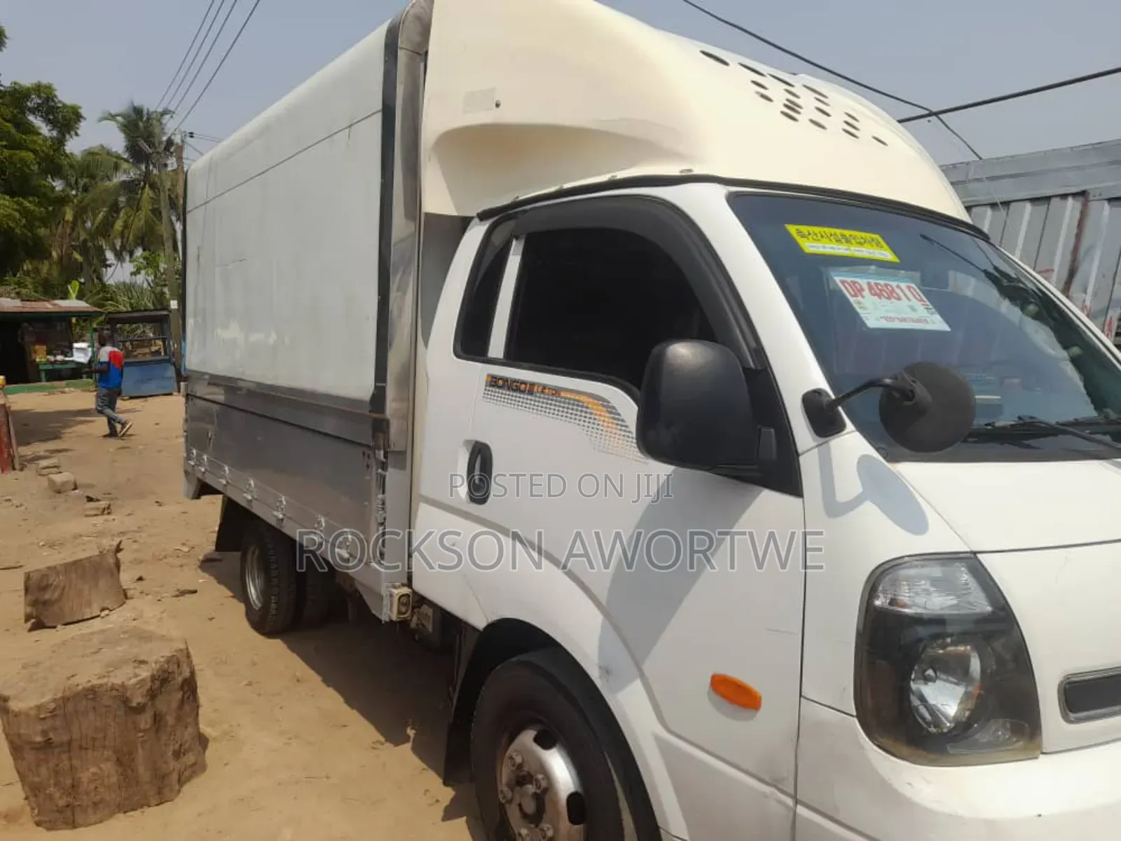 Trucks Trailers