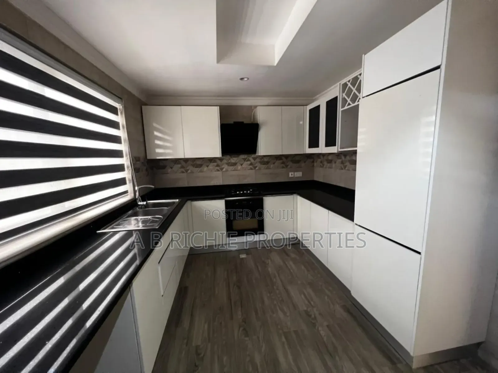 2bdrm Apartment in Ab Richie Properties, Baatsona Total for rent