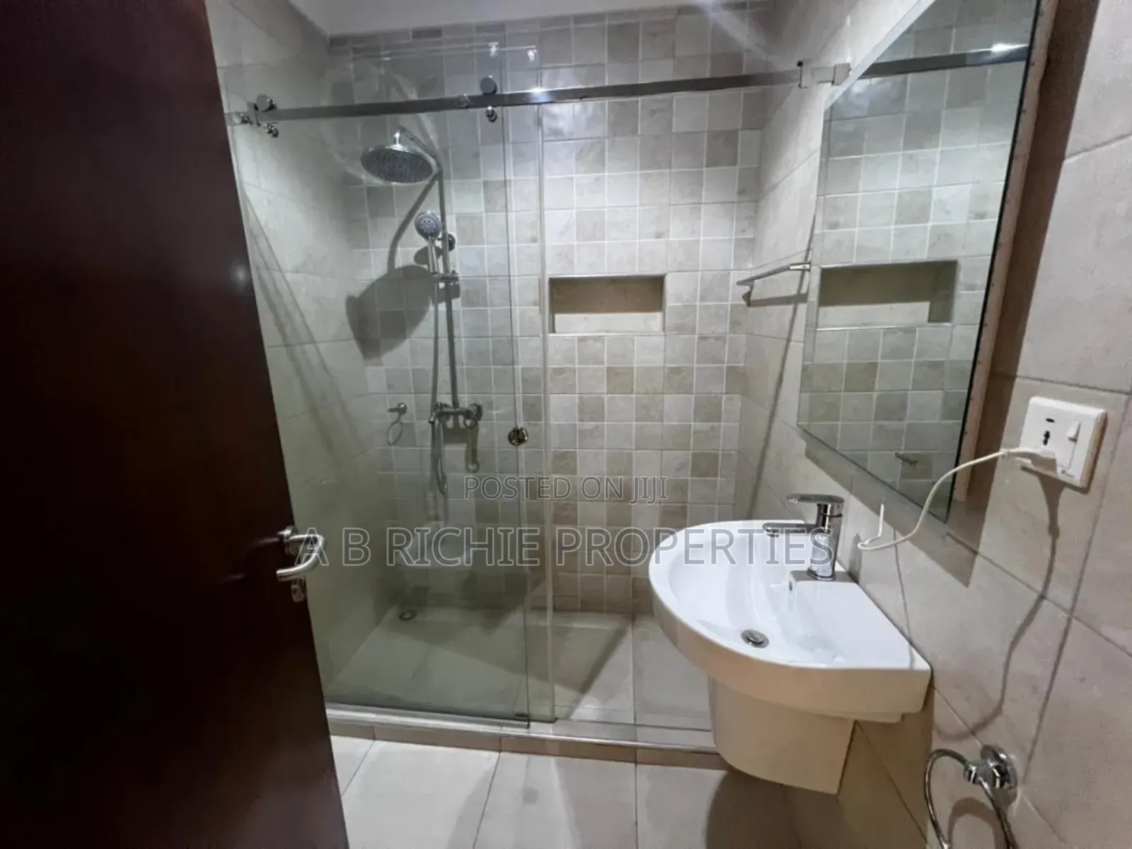 2bdrm Apartment in Ab Richie Properties, Baatsona Total for rent