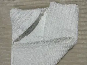 Chunky Yarn Hooded Blankets - Select the Color You Want