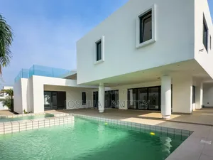 5bdrm House in East Legon Estate for sale