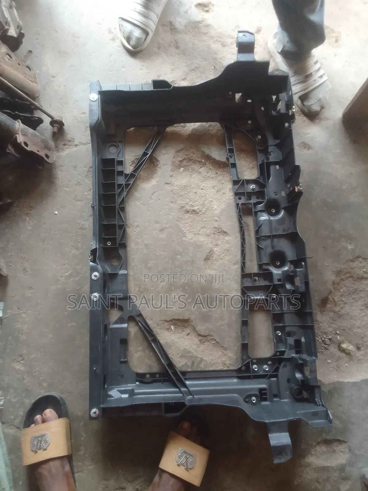 Yaris Ia Radiator Support