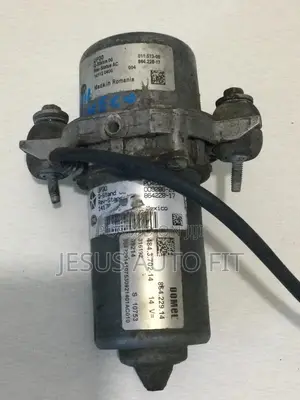 2016-2017 Jeep Grand Cherokee Power Brake Booster Vacuum Pump
