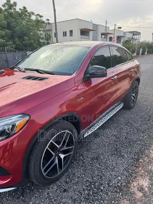 Mercedes-Benz GLE-Class 2017 Red