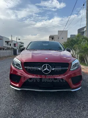Mercedes-Benz GLE-Class 2017 Red