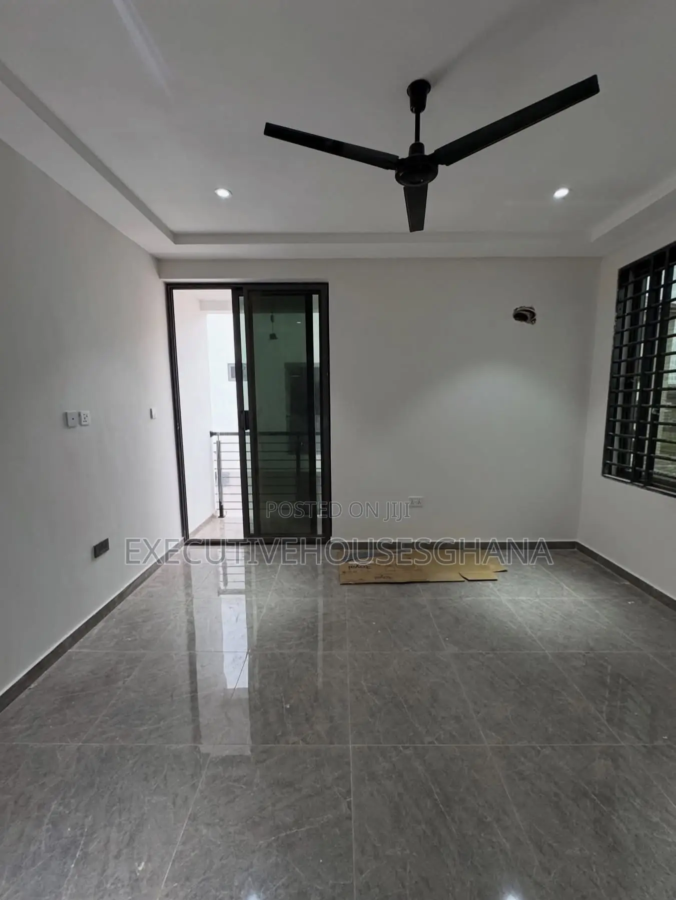 4bdrm House in Executivehousesghana, Lake Side Estate for sale