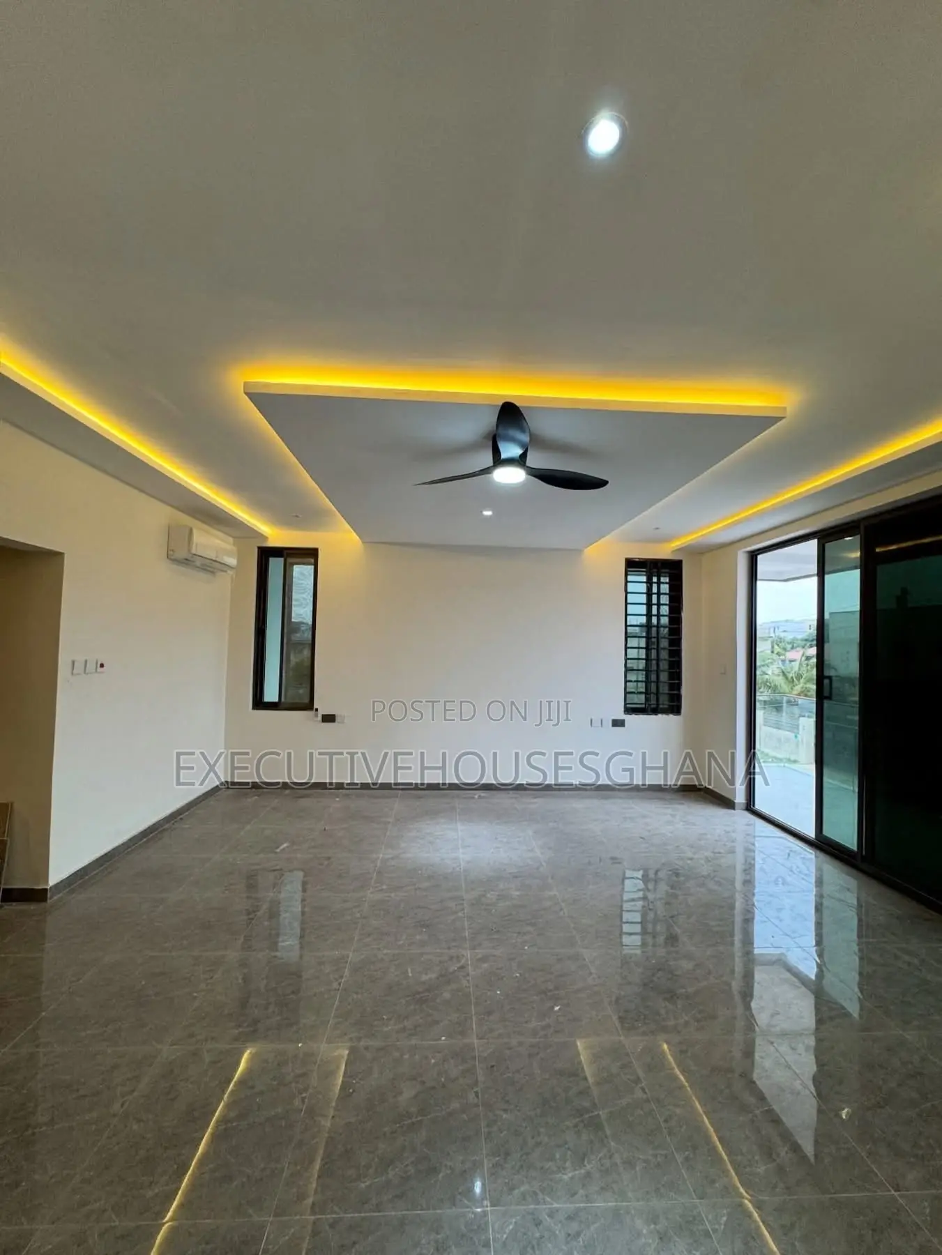 4bdrm House in Executivehousesghana, Lake Side Estate for sale