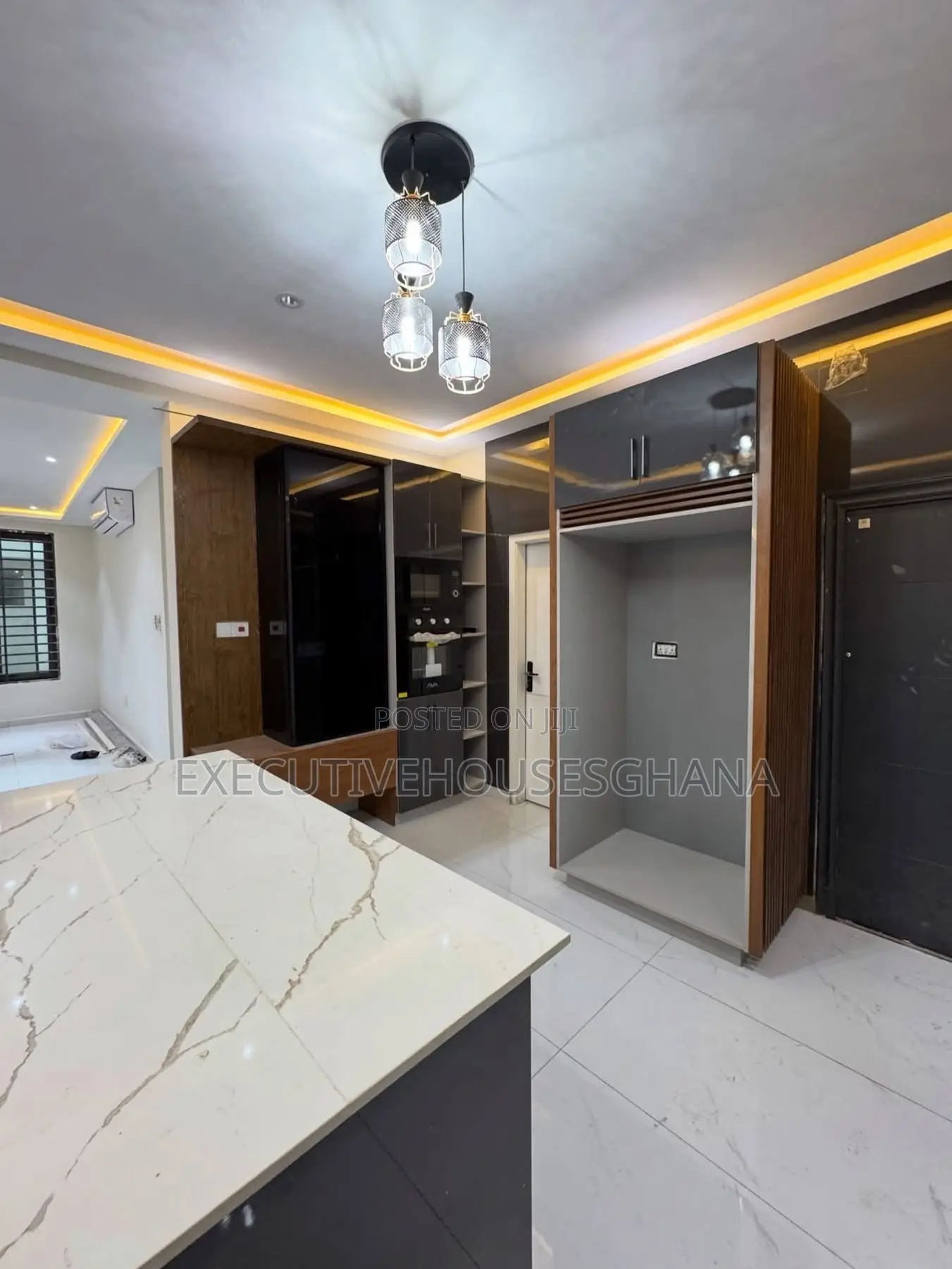 4bdrm House in Executivehousesghana, Lake Side Estate for sale