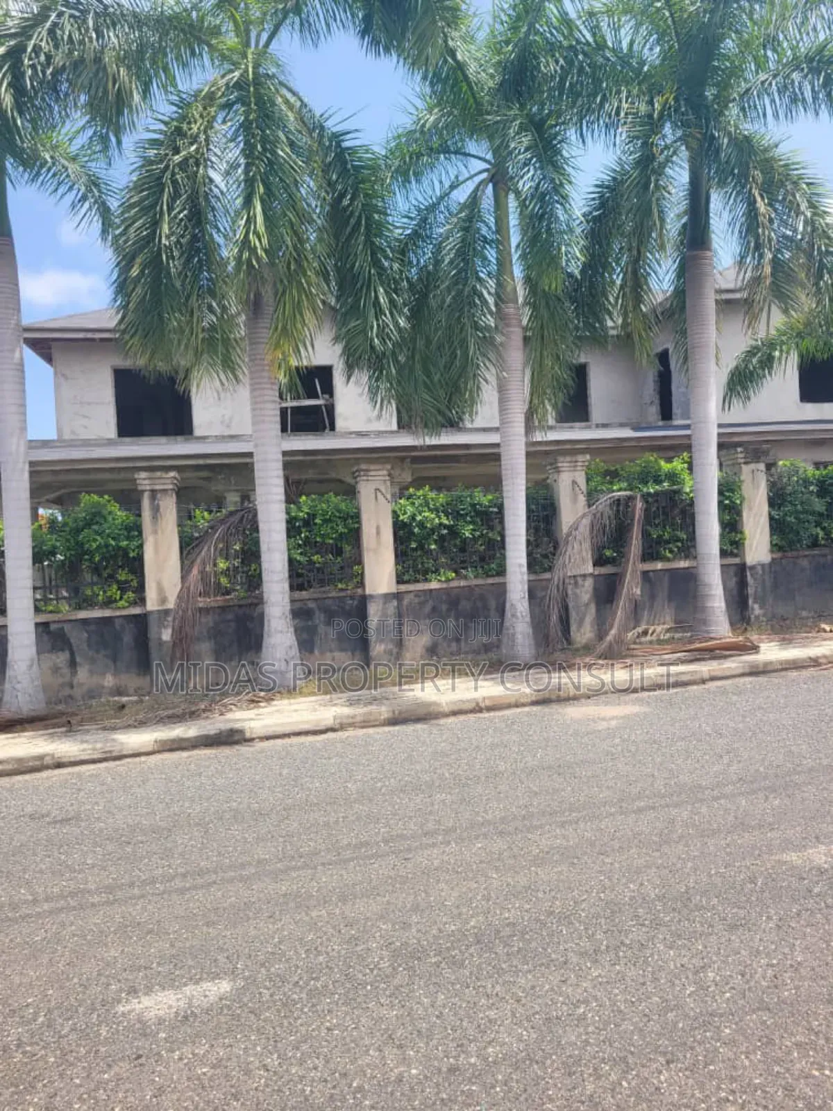 5bdrm Mansion in Airport Hills, Accra Metropolitan for sale
