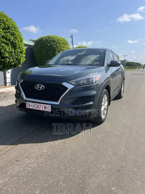 Hyundai Tucson SE 2021 Gray