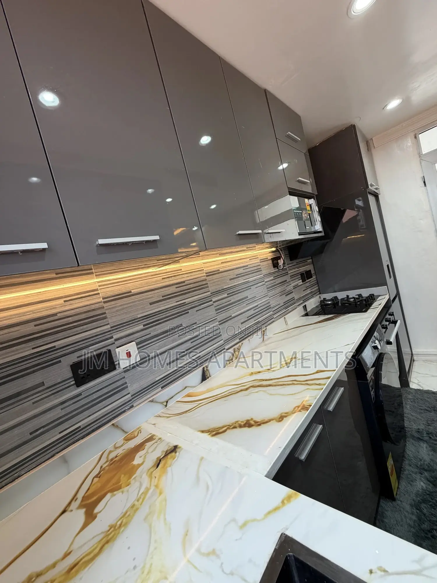 Executive 1 Bedroom Apartment | Fully Furnished | Tema Comm 25