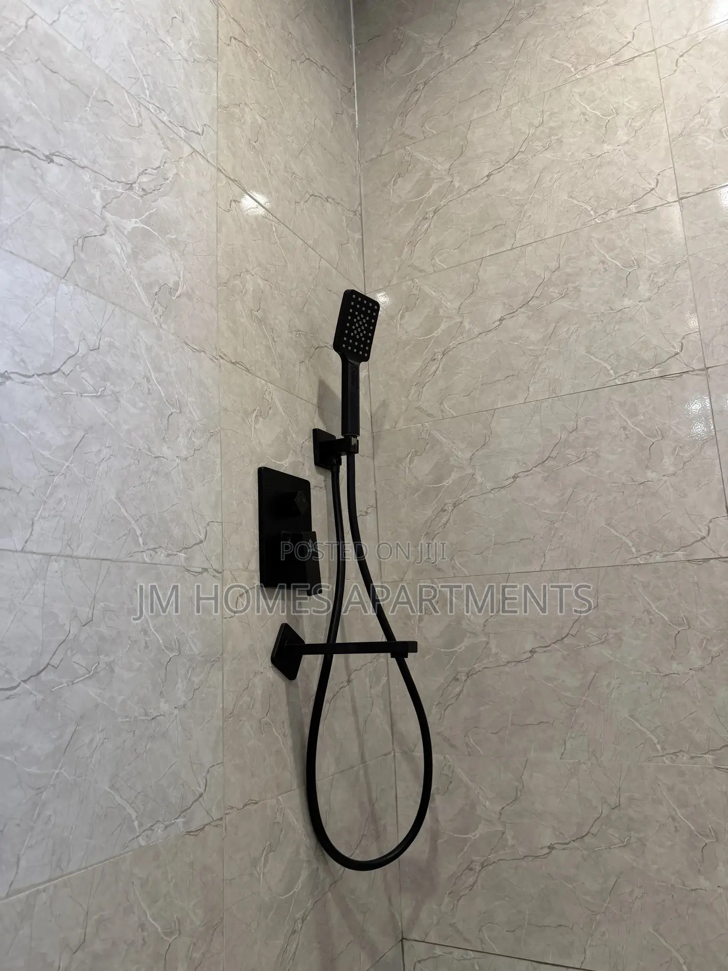 Executive 1 Bedroom Apartment | Fully Furnished | Tema Comm 25
