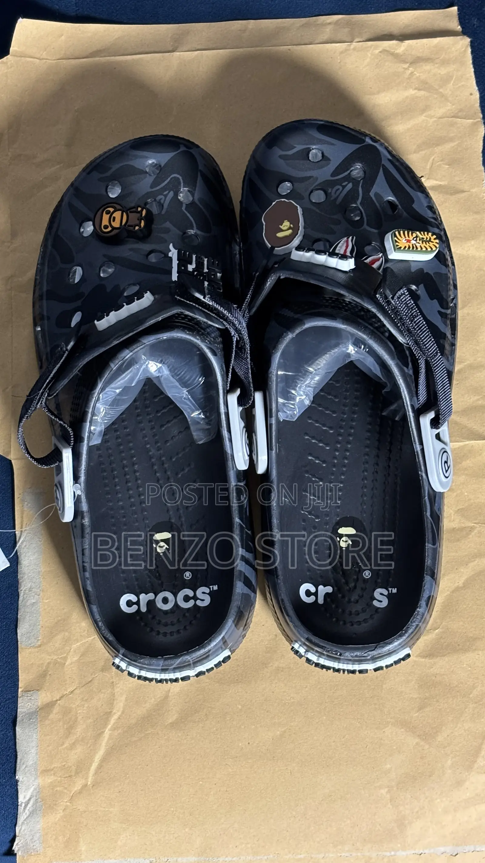 Quality Pattern Crocs Clogs for Men and Women Size 40-45 Black Color