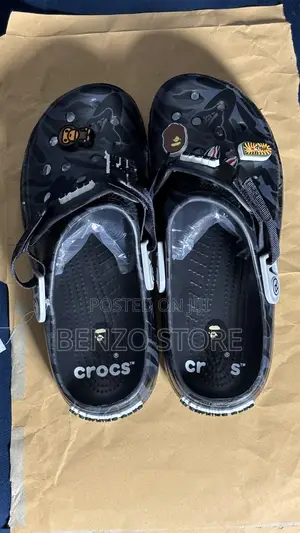 Quality Pattern Crocs Clogs for Men and Women Size 40-45 Black Color