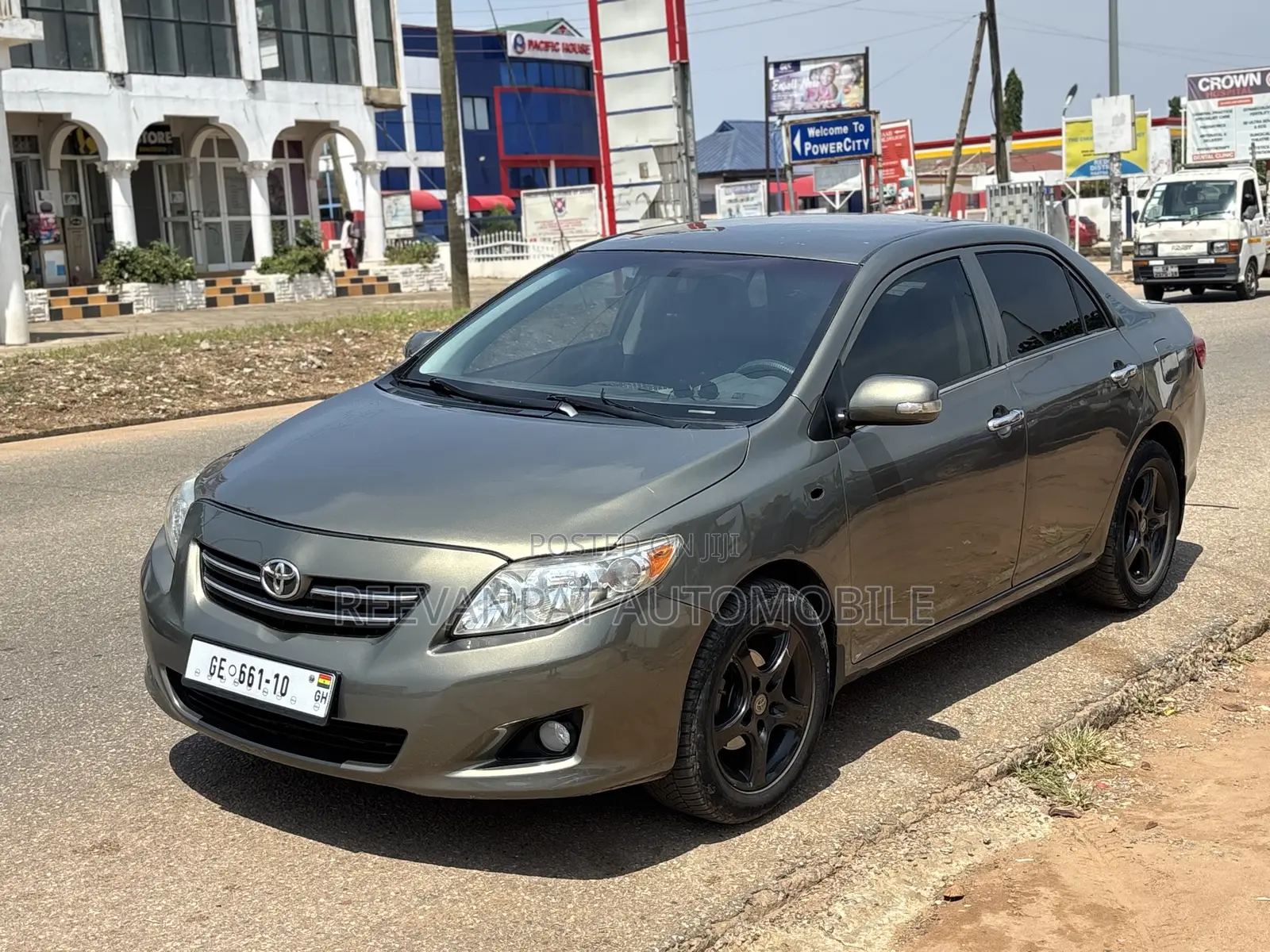 Toyota Corolla 2009 Brown