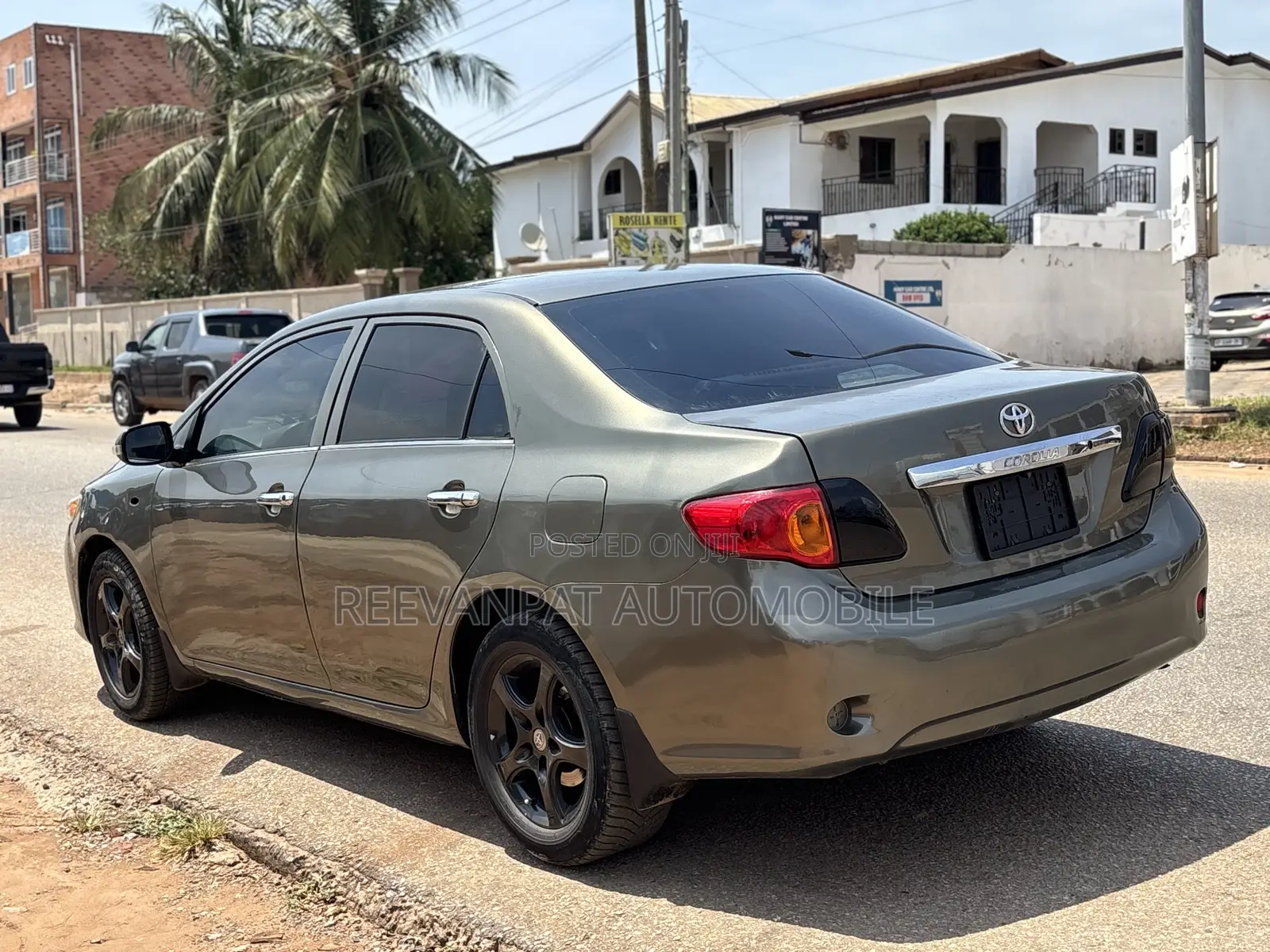 Toyota Corolla 2009 Brown