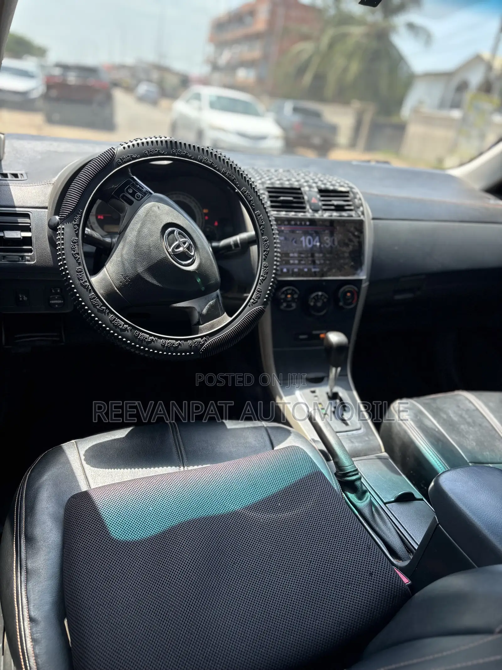 Toyota Corolla 2009 Brown