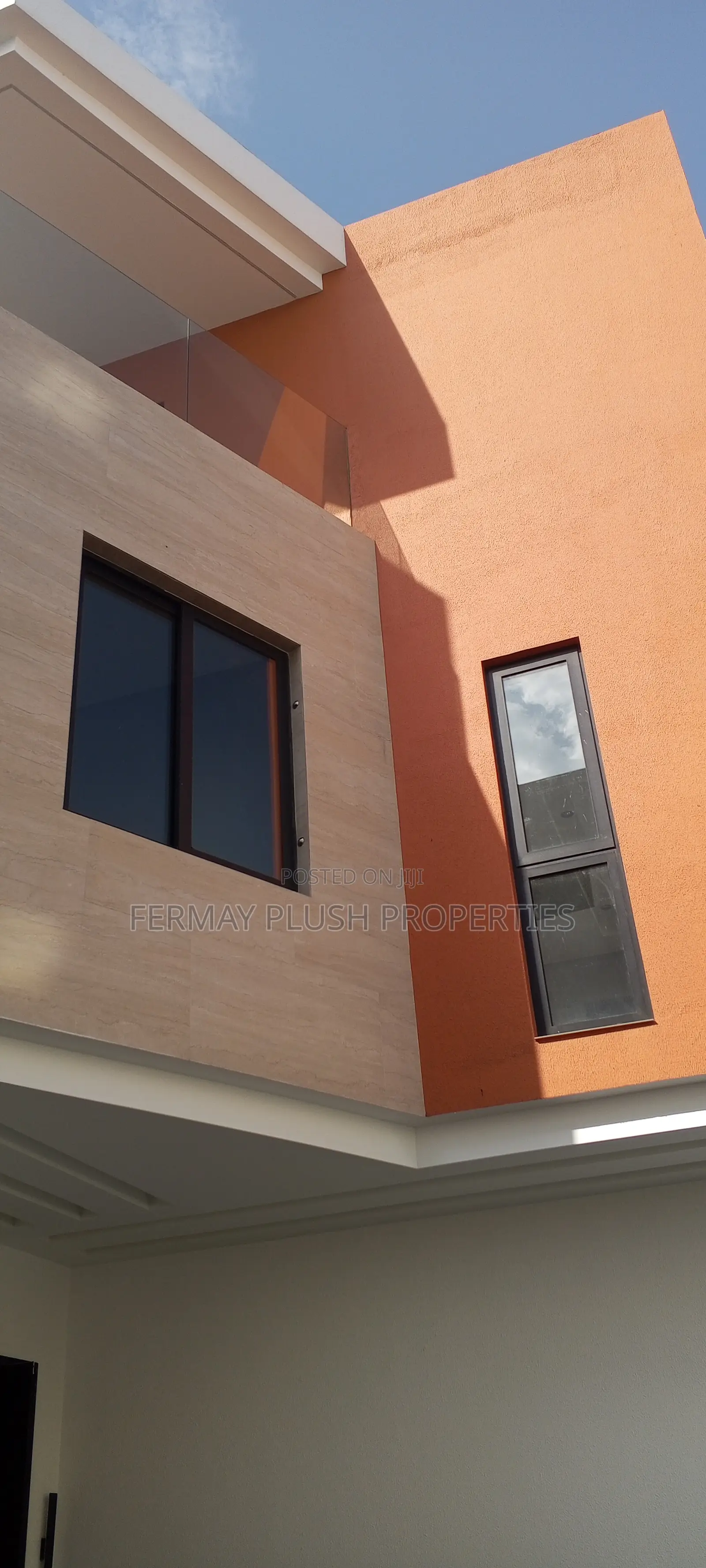 4bdrm House in Dzorwulu, Accra Metropolitan for sale