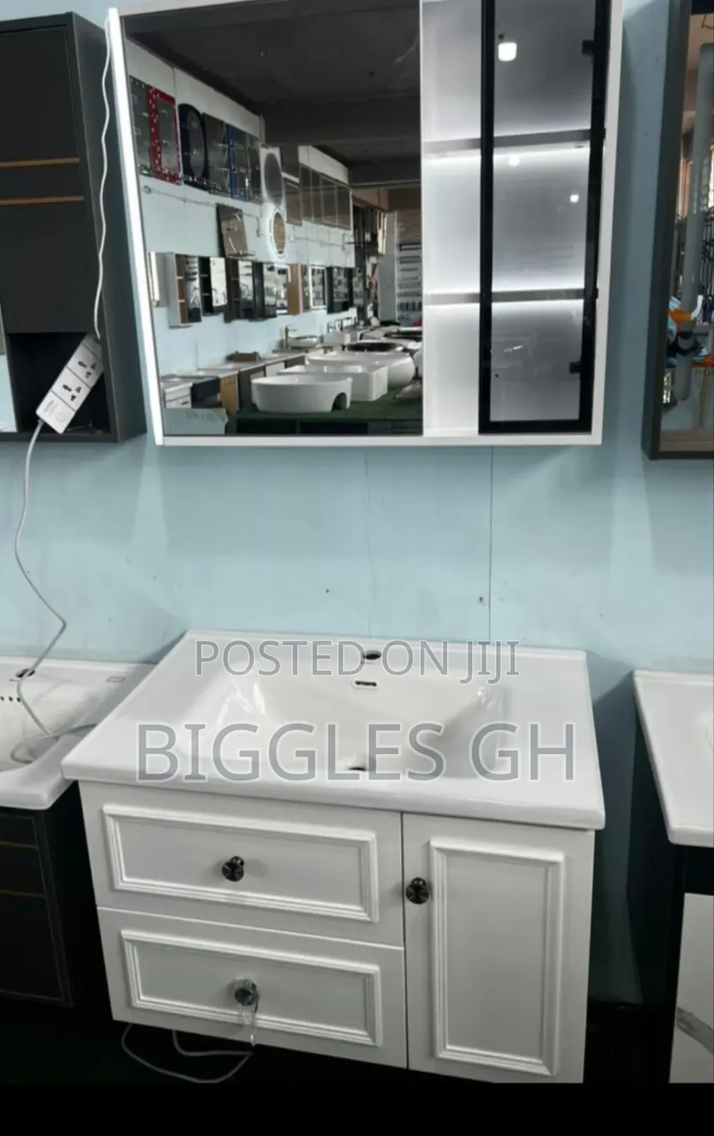 Cabinet Basin With Led Mirror