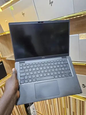 Laptop Dell Latitude 7390 16GB Intel Core i7 SSD 256GB