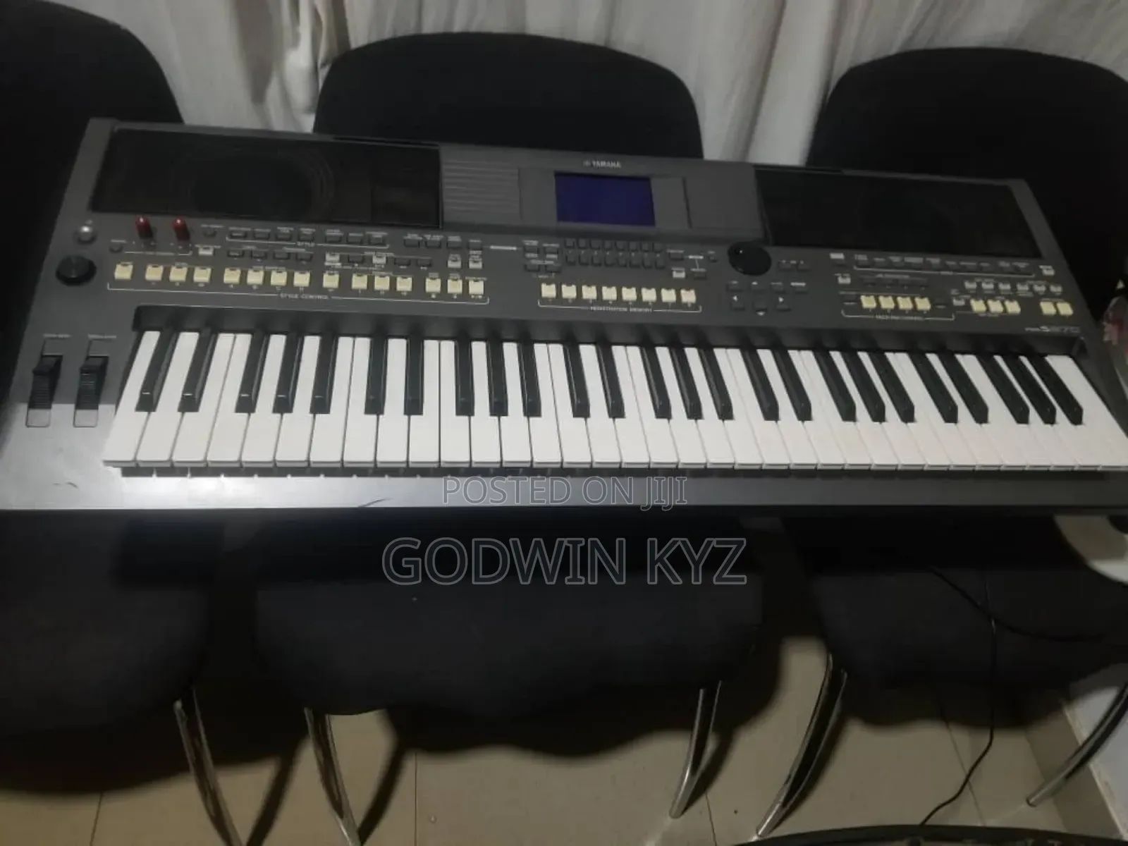 Yamaha PSR 670