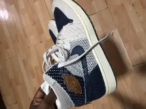 Sneakers Almost New