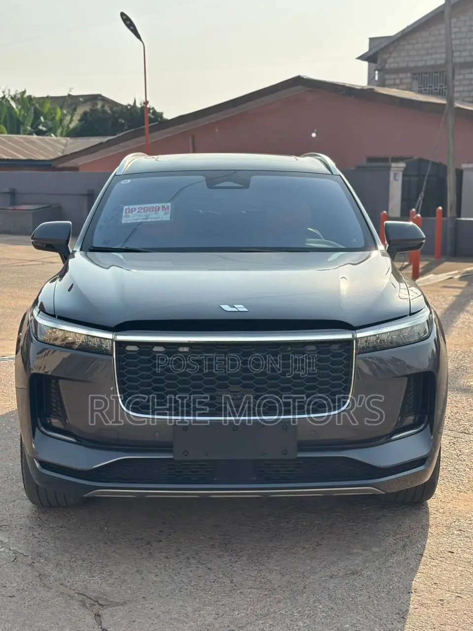 Li Auto One 2022 Gray